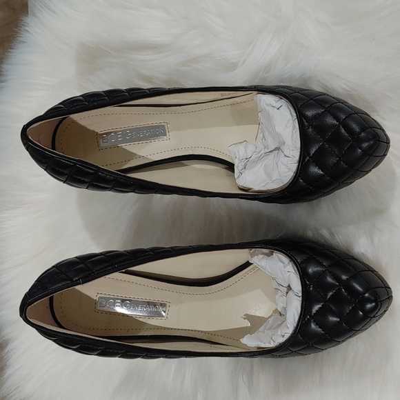 BCBG Pumps 6 - Picture 2 of 6